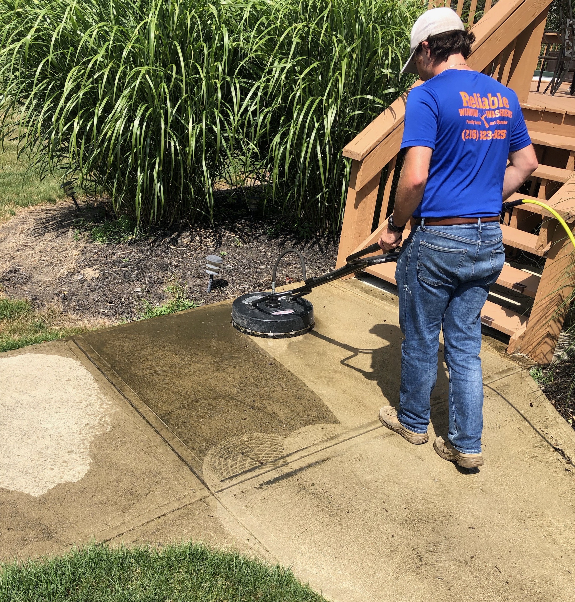 Pressure washing service